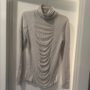 Ost Light Gray Turtleneck Sweater